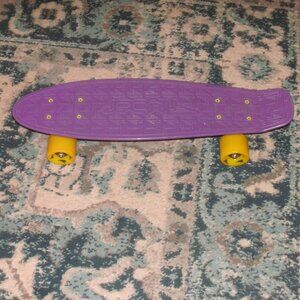 Flybar Purple 22" Skateboard Mini Cruiser Non Slip Deck Durable Molded Plastic